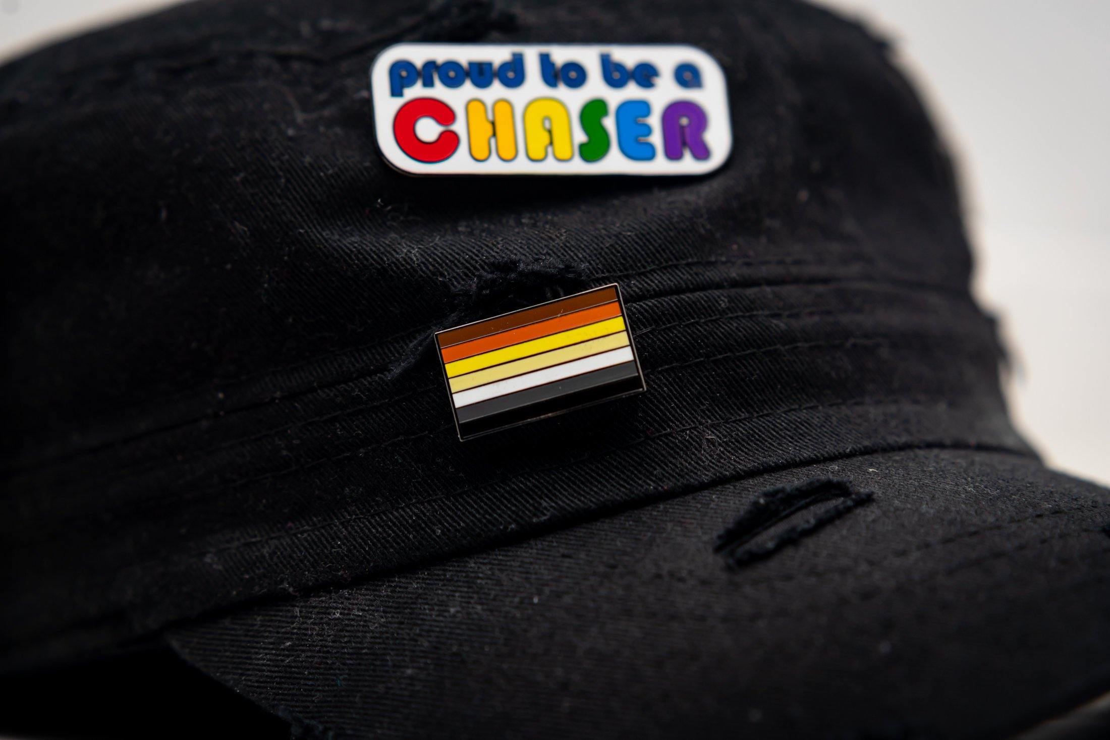  TCDesignerProducts Bear Pride Circle Mascot Award Lapel Pins,  6 Count : Office Products